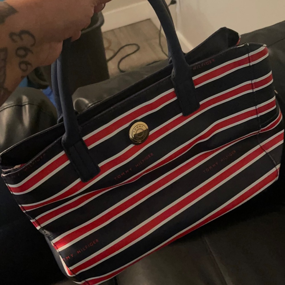 Tommy Hilfiger handbag